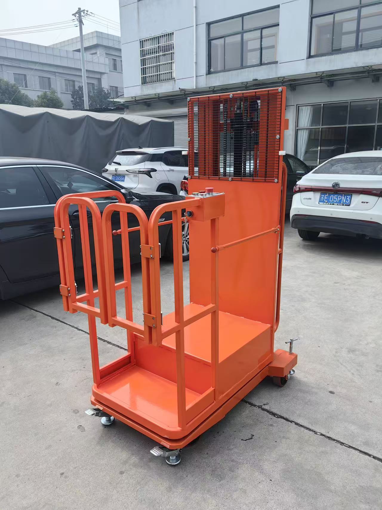 Belift 200kg Battery Powered Mobile Cargo Goods Handling Semi Electric Stock Order Picker Trolley