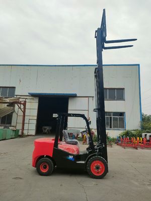 Kualitas tinggi 3000kg 3000mm diesel Forklift baru counterbalanced diesel Forklift beberapa konfigurasi